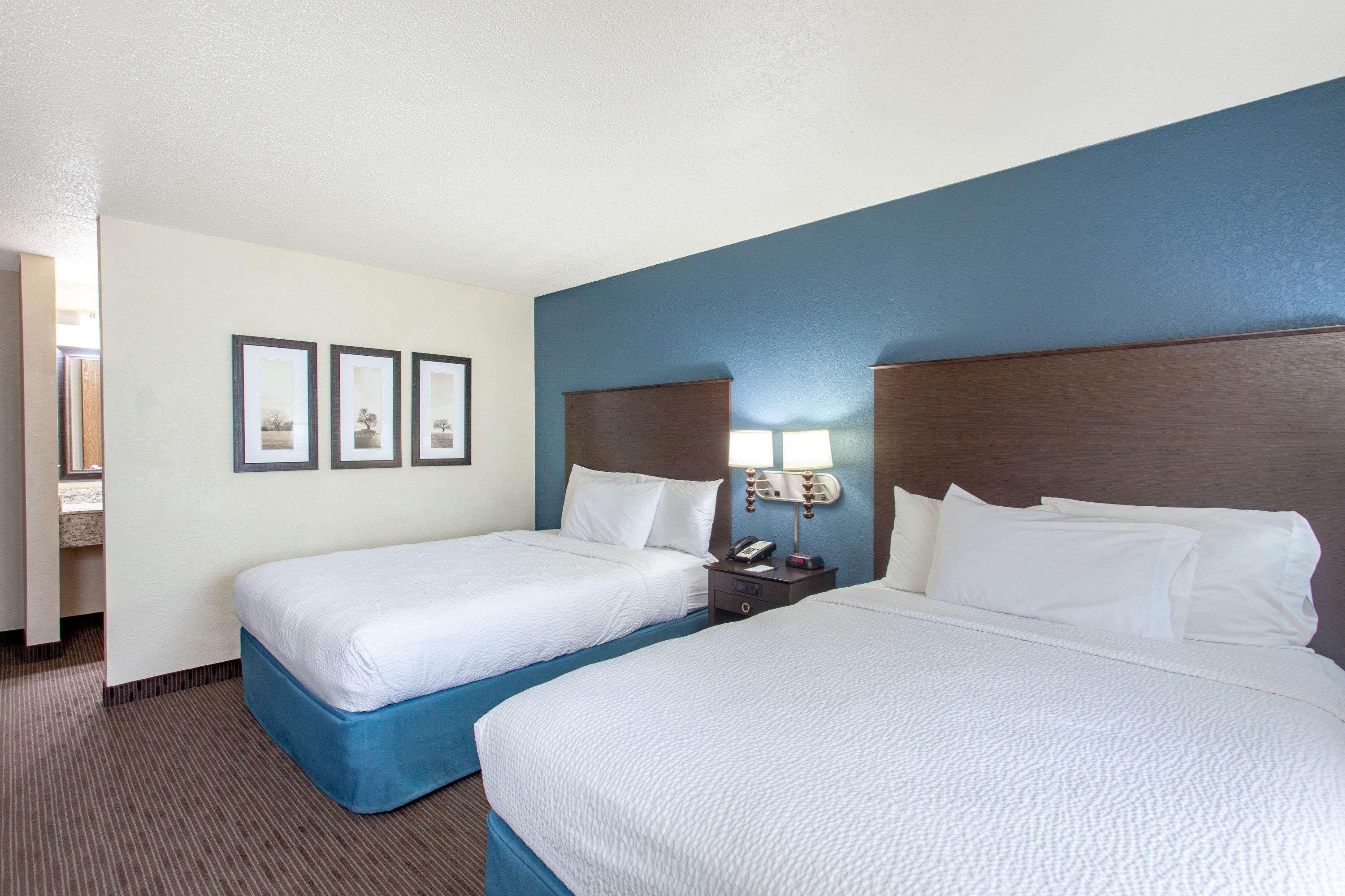 Americinn By Wyndham Mankato Event Center Near Msu Exterior photo